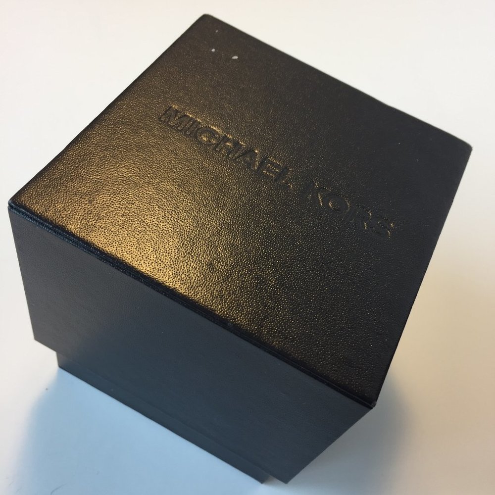 ⌚︎🎁⌚︎MICHAEL KORS Empty Watch Box⌚︎🎁⌚︎V1785 0414